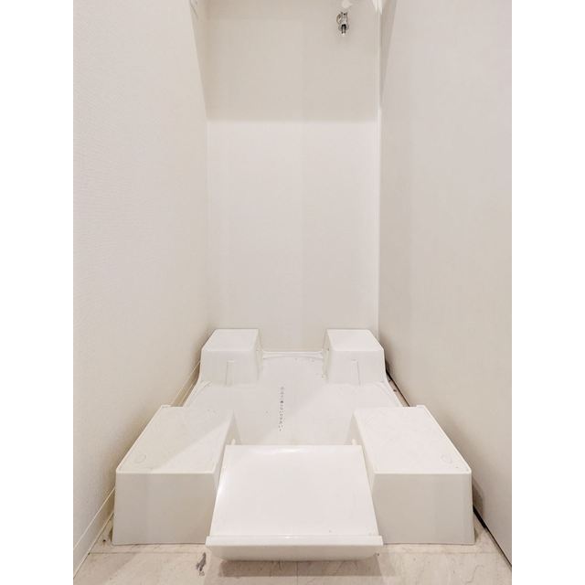 ブラウ住吉 室内洗濯機置き場