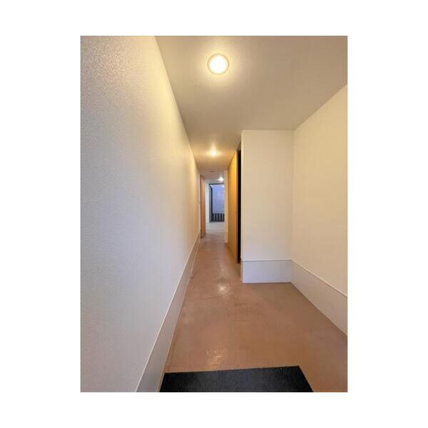 目黒区中目黒3丁目戸建賃貸 玄関