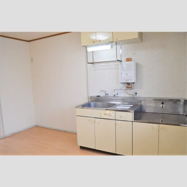 ネオシティ中島　A203号室 リビング