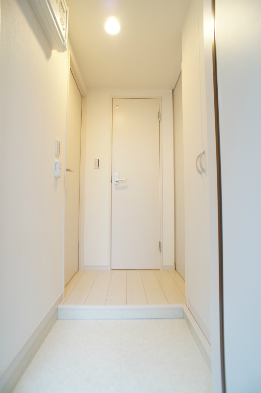 リブリ・サンシャイン飯島2階 玄関