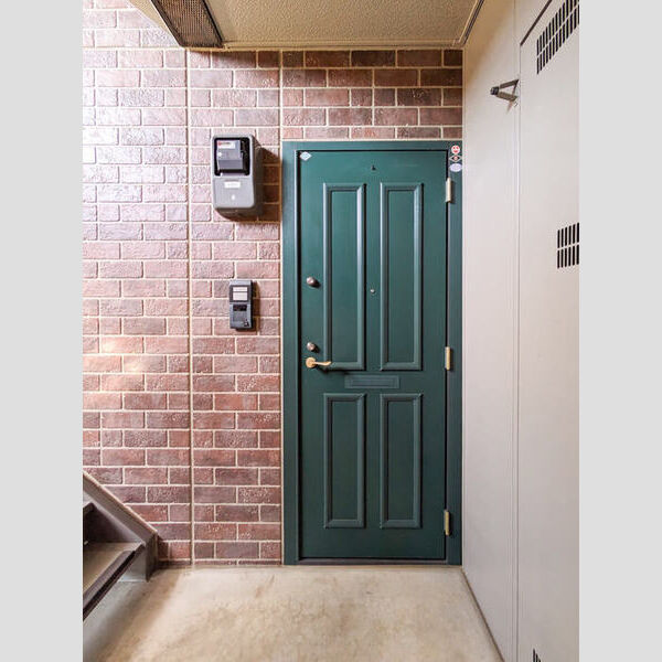 コゥジーコート　A/B 玄関(外側)