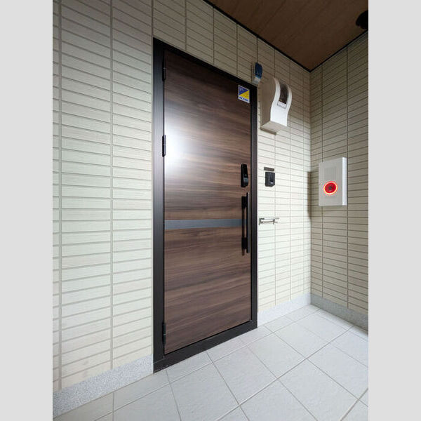 アドラーブル　B棟 玄関