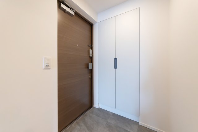 RESIDENCE　KOENJI301号室 玄関