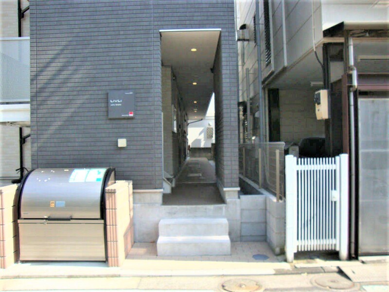 リブリ・Solana2階 エントランス