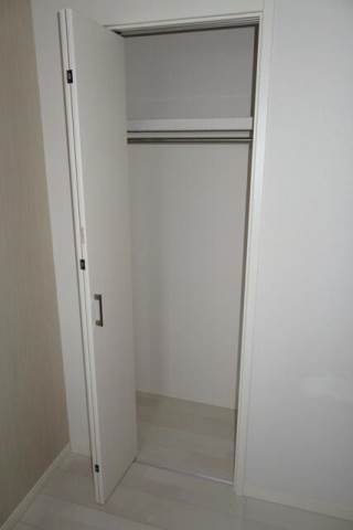 グリーンハイツ西横浜2階 収納