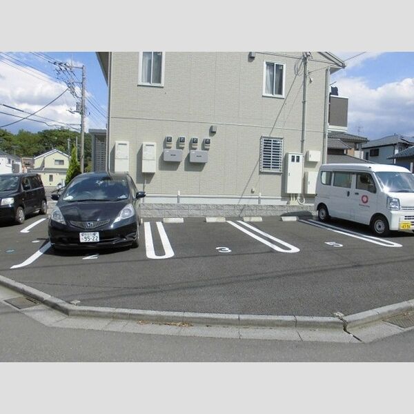 シームリー 駐車場