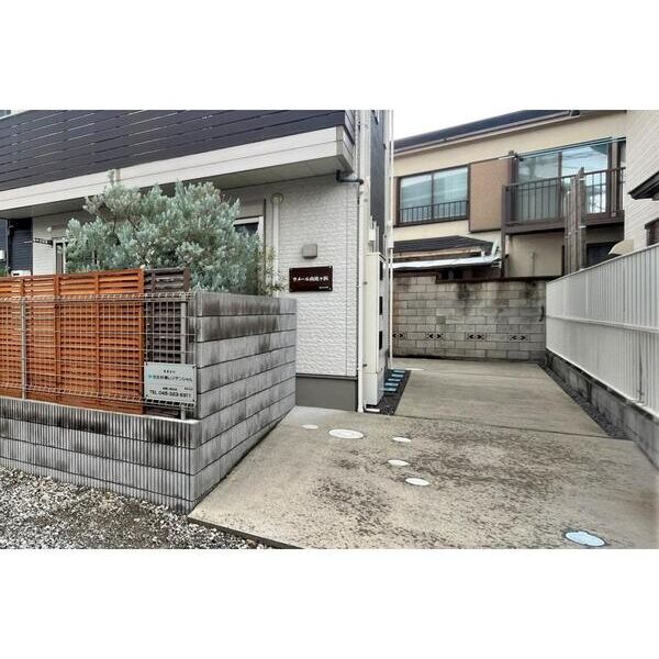 ラメール由比ヶ浜202号室 エントランス