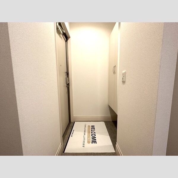 Verde　A棟103号室 玄関