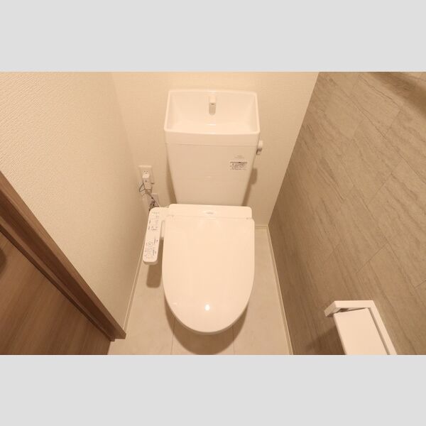 アヴァンス八潮A203号室 温水洗浄暖房便座