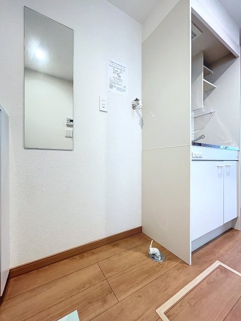 エメロード江古田1階 室内洗濯機置場