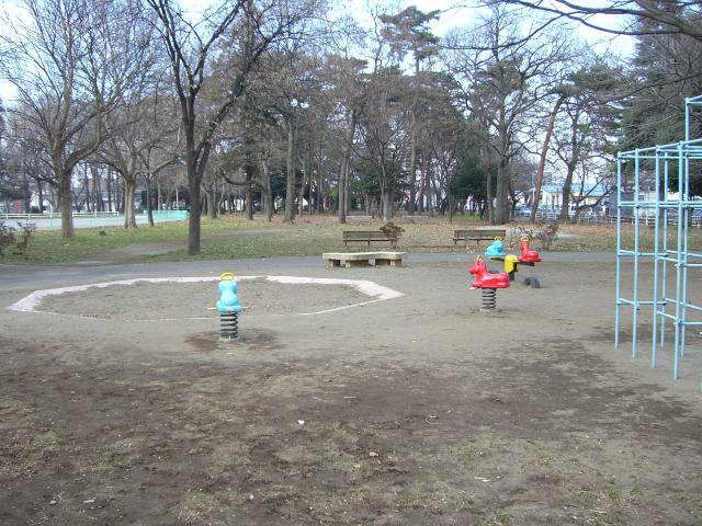 ブローブラン つつじケ丘公園まで1,091ｍ