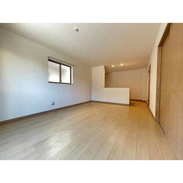 Sumai-to川越市安比奈新田01 リビング