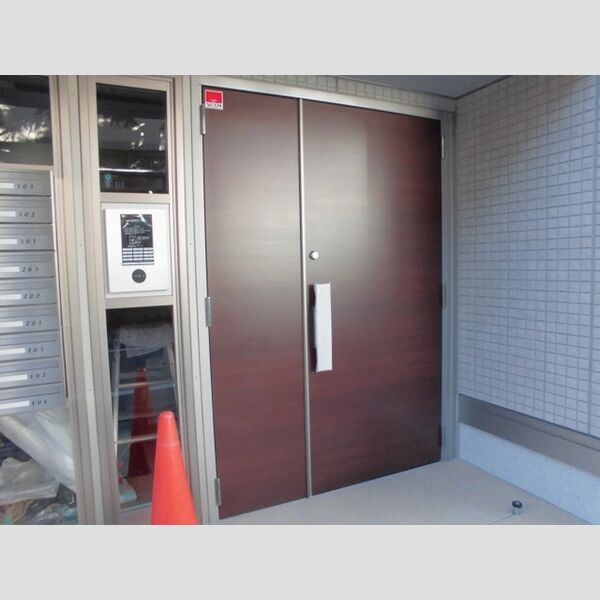 ステラカーサ203号室 エントランス