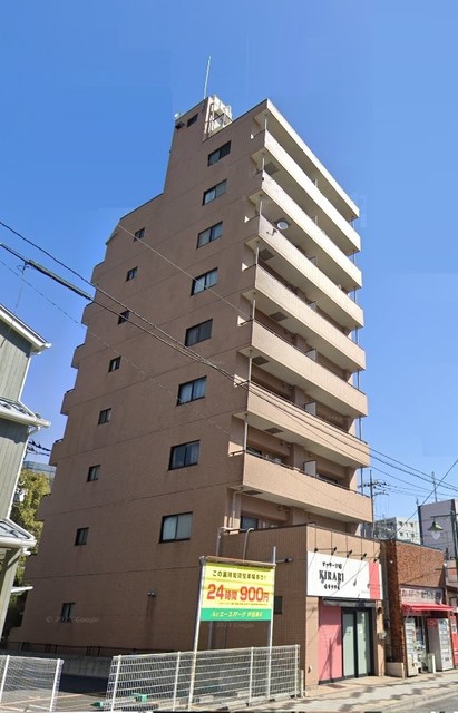 カテリーナ戸田公園Ⅱ8階 きれいな外観です