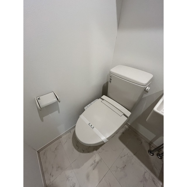 Paris Garden横浜2階 同建物別部屋の参考画像