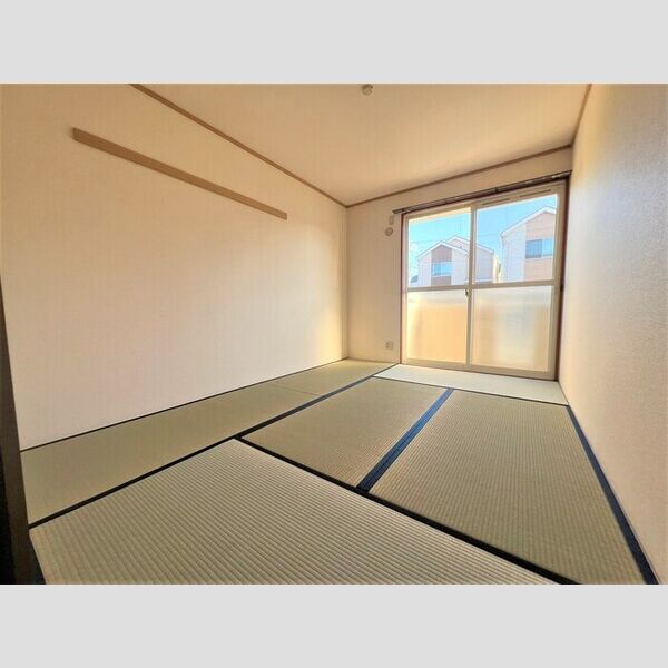 サニーガーデン106号室 和室