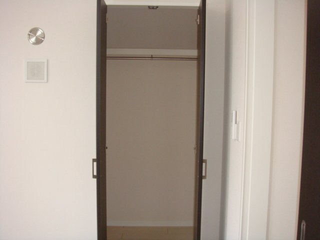 グランパ203号室 洋室6.1帖　収納