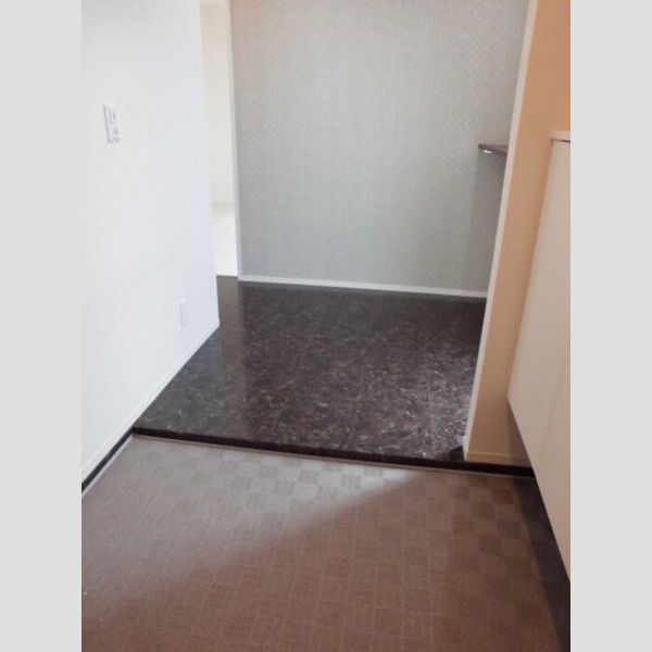 M's おおたか206号室 玄関