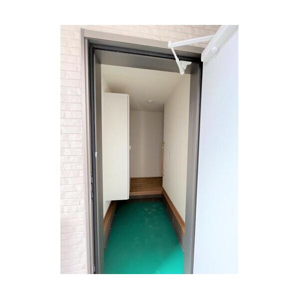 世田谷区深沢7丁目戸建北棟 玄関