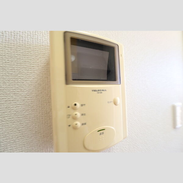 バンブーボックス205号室 モニター付きインターホン