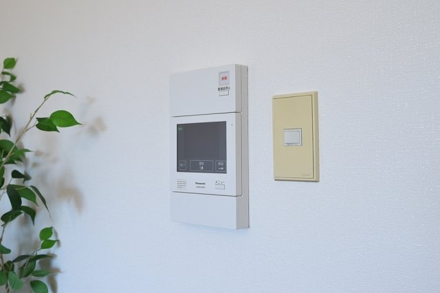 アルテハイム上石神井2階 モニター付オートロック/※家具小物等はイメージです。