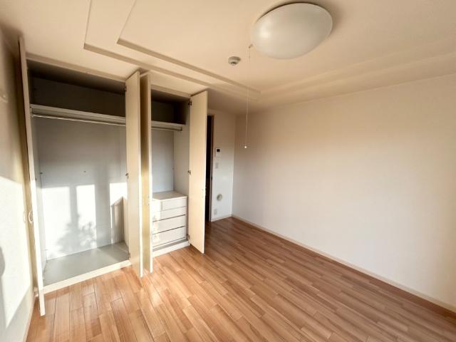 コンフォース光101号室 洋室