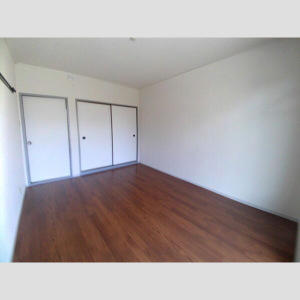 エクセル川端　A102号室 6帖の洋室