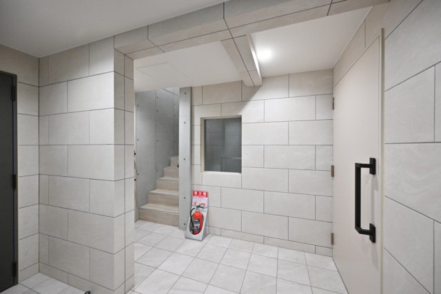 Ｔｈｅ　Ｒｅｓｉｄｅｎｃｅ　Ｎｉｈｏｎｂａｓｈｉ2階 エントランス