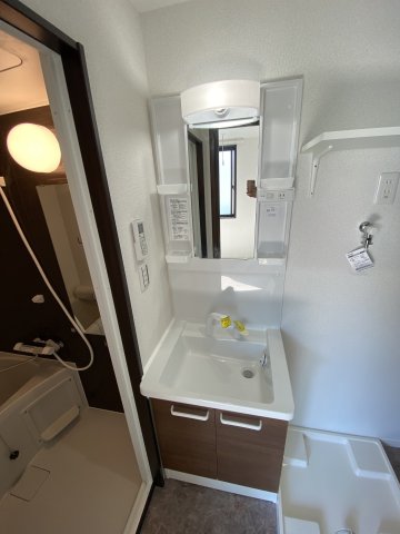 ベイルーム新杉田103号室 洗面