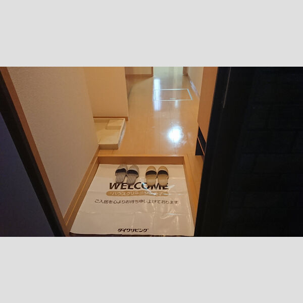 B-クレセント 玄関