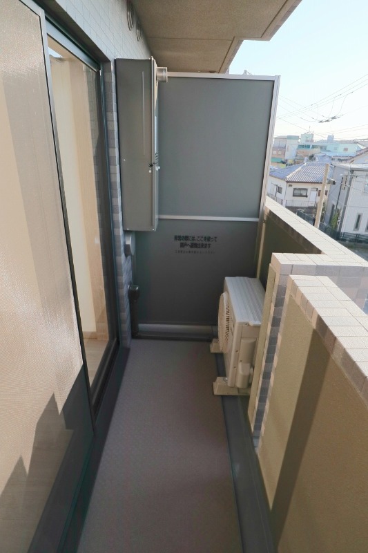 ルーブル川崎上平間弐番館3階 バルコニー