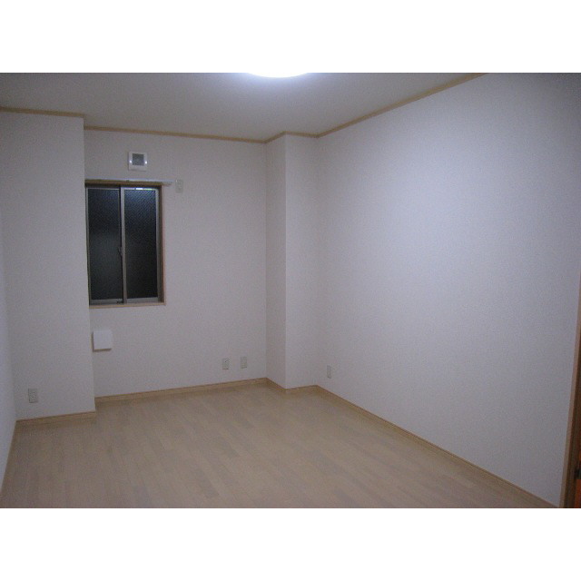 アムール 優104号室 内観