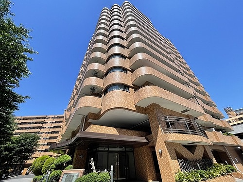 ライオンズプラザ大宮3階 建物外観　※2025年6月撮影の写真