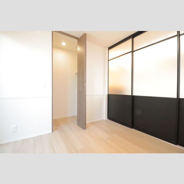 Dアヴァンス高富B 洋室