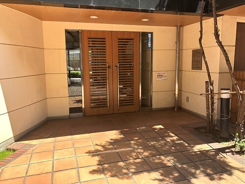 ジェイパーク自由が丘 エントランス