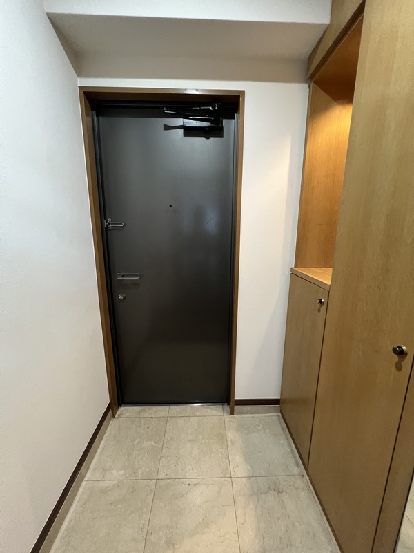 エルヴェ内堀 玄関