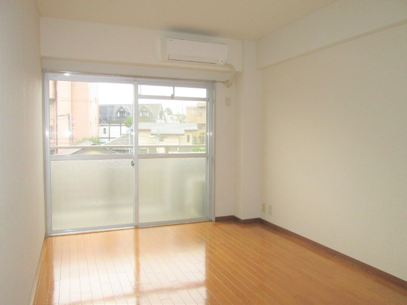 パレ岸町1階 ※別部屋参照