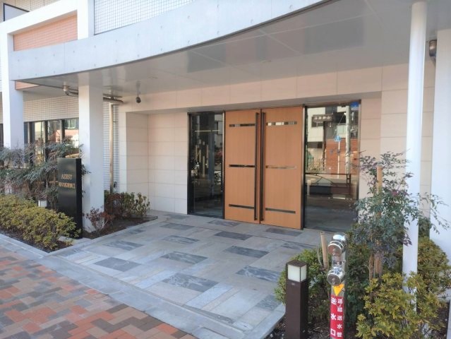 アゼスト堀切菖蒲園Ⅱ210号室 エントランス
