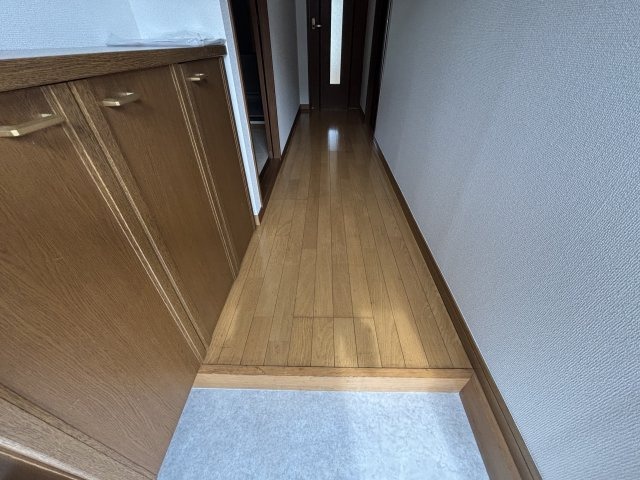 エミナス能見台 玄関