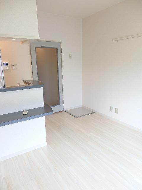 ローズマンションＡ３１番館(A-031)3階 その他