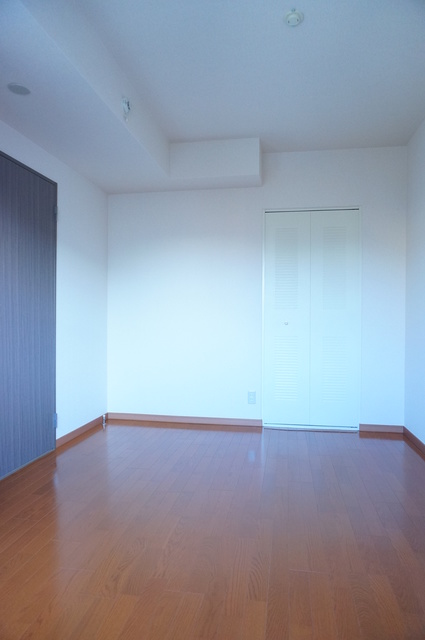 グランプラス0206号室 洋室２　※現況優先