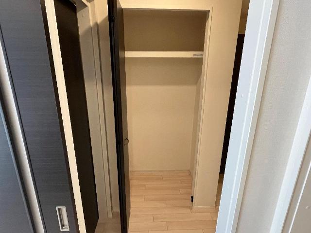 Ｌuminare yuki（ルミナーレ　ユキ） 玄関前収納