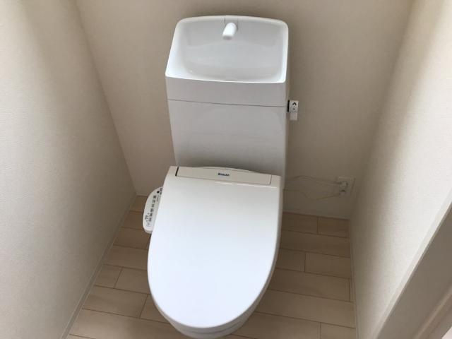 ラヴィエール シャワー付トイレ