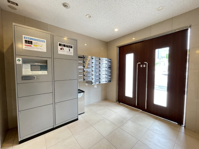 スカイコートパレス溝の口305号室 エントランス