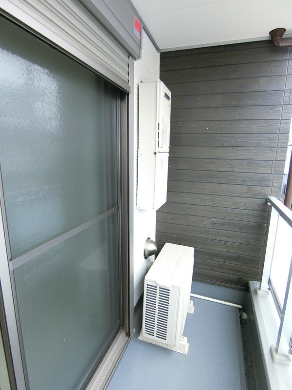 リブリ・東寺尾東台 バルコニー