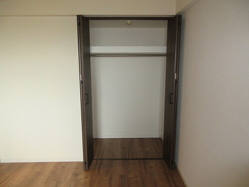 ファミール松戸グランデージ２ 2026年4月撮影　クローゼット