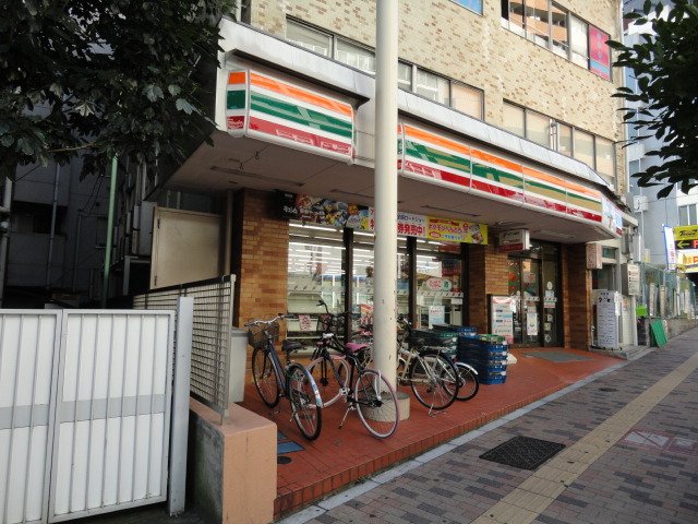 プティ・マタン セブンイレブン高円寺駅前店まで400ｍ