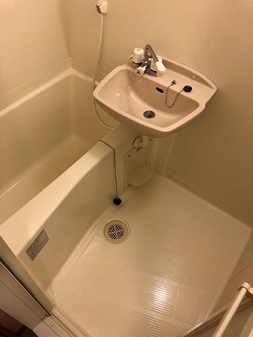 レオパレススリータウン お風呂