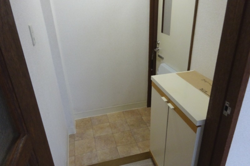 ファミリエ世田谷桜丘2階 玄関