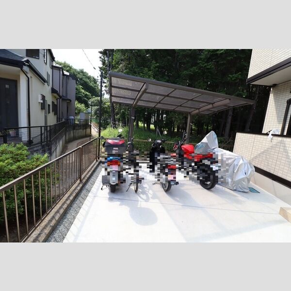 ヴェルジェ 駐輪場
